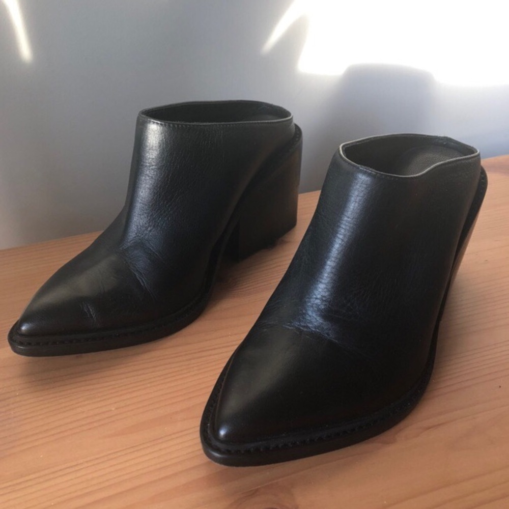 Helmut Lang Mules 6.5